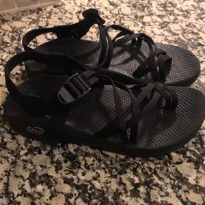 Women’s size 10 all black chaco